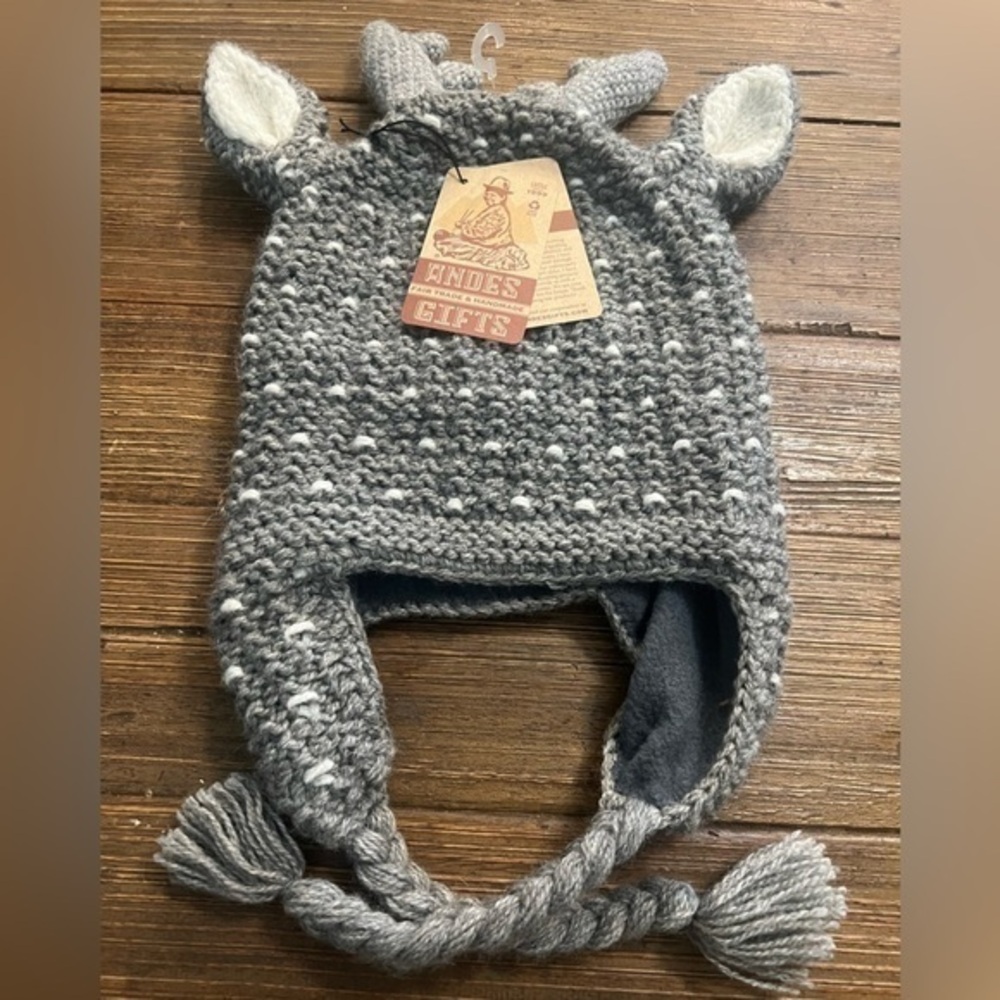 🆕Andes Fair Trade & Handmade Knitted Wool Blend Reindeer Hat with Braided Ties